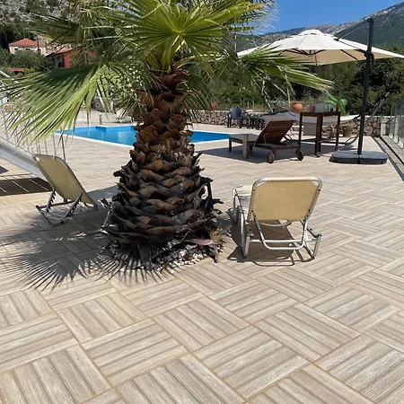 Evangelia * Karavádhos